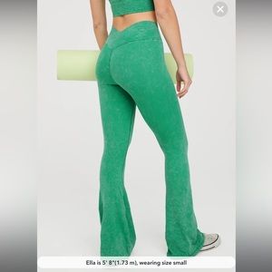 OFFLINE By Aerie Real Me Double Crossover Flare Legging